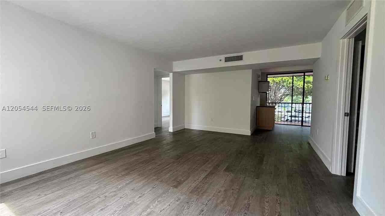 8540 Sw 133rd Avenue Rd #219 - Photo 2 of 32