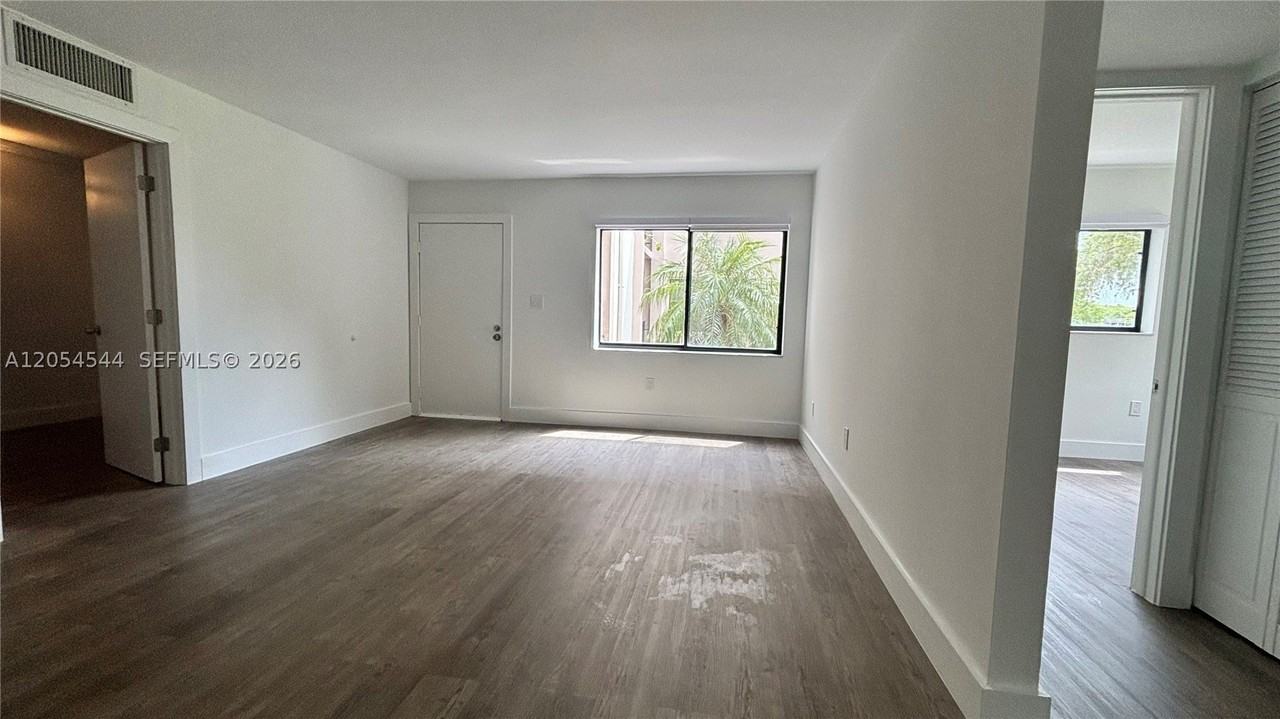8540 Sw 133rd Avenue Rd #219 - Photo 3 of 32