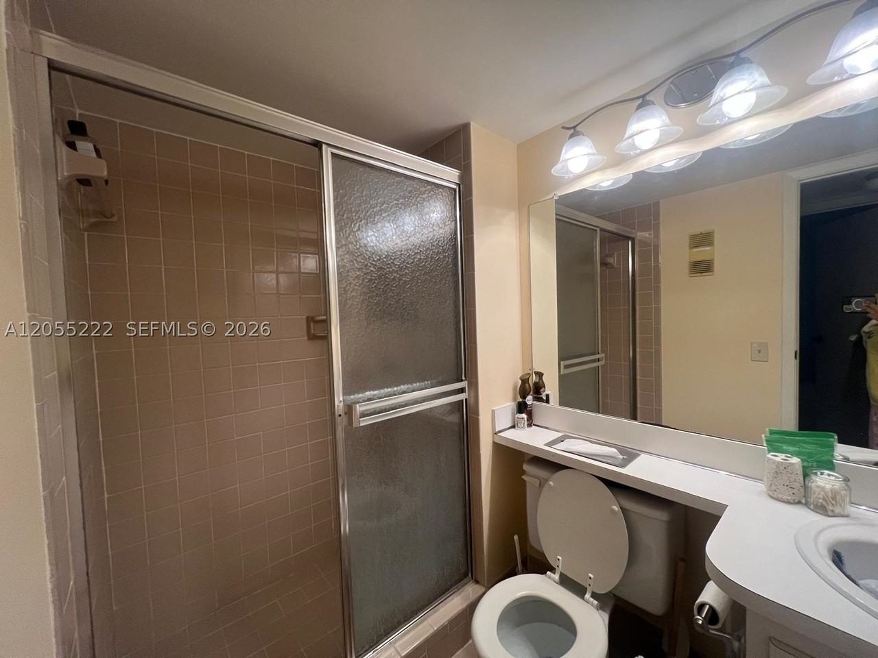 3100 W Rolling Hills Cir #709 - Photo 4 of 11