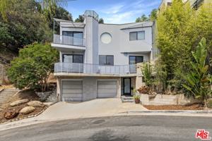 featured image of 2216 Bancroft Ave