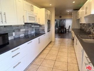 6732 Wooster Ave - Photo 3 of 8