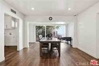 6732 Wooster Ave - Photo 4 of 8