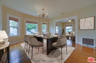 1328 10th St - Photo 4 of 8