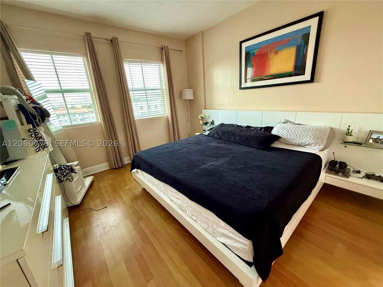 20 Calabria Ave #502 - Photo 5 of 22
