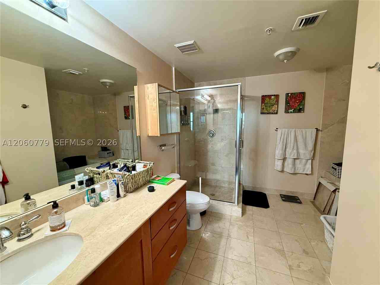 20 Calabria Ave #502 - Photo 7 of 22
