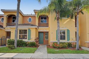 featured image of 975 Ne 42nd Ter #975