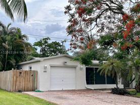 810 Nw 8th Ave - Photo 1 of 1