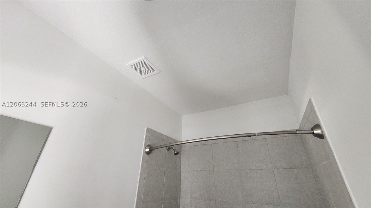 12897 Sw 234th St #12897 - Photo 6 of 41