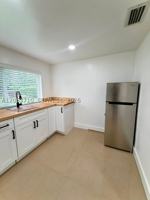 featured image of 117 Ne 115th St #1