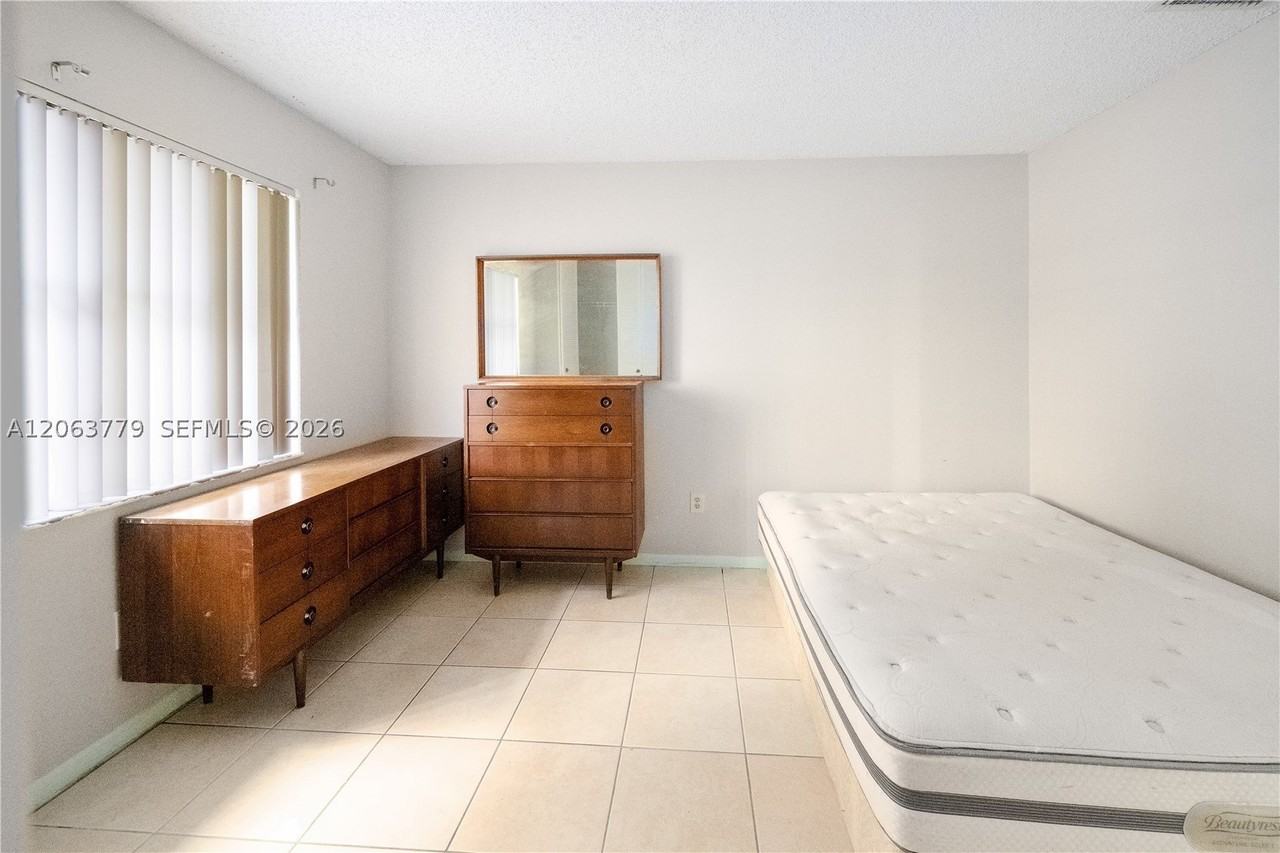 2683 Lakehaven Rd #2683 - Photo 7 of 11