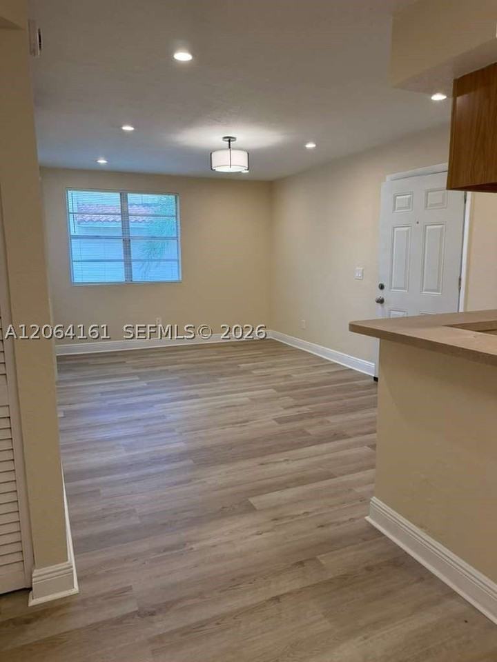 1247 Sw 46th Ave #1306 - Photo 3 of 18