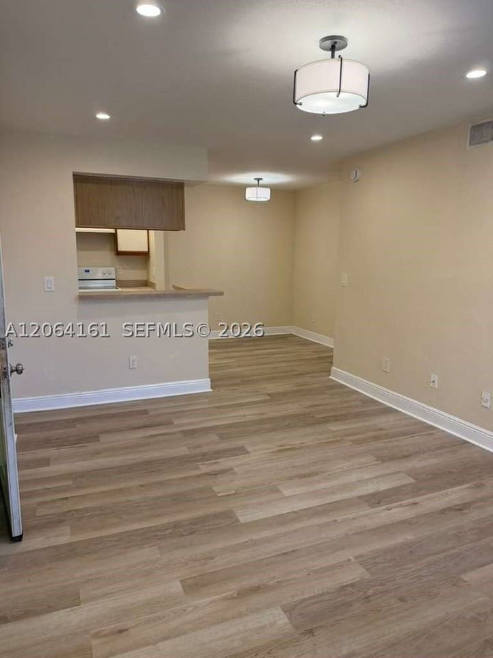 1247 Sw 46th Ave #1306 - Photo 4 of 18