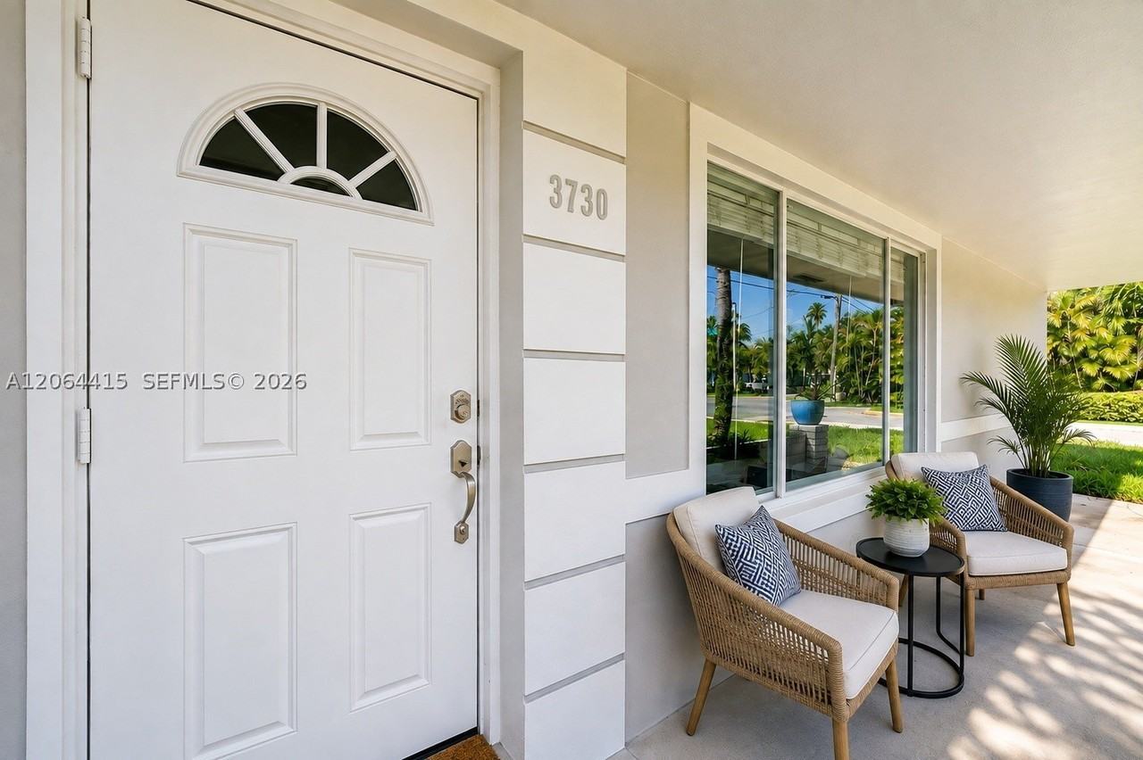 3730 Sw 47th Ct - Photo 4 of 24