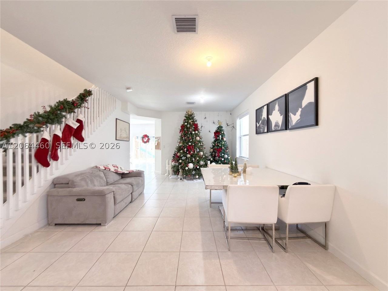2636 Se 13th Ct - Photo 3 of 40