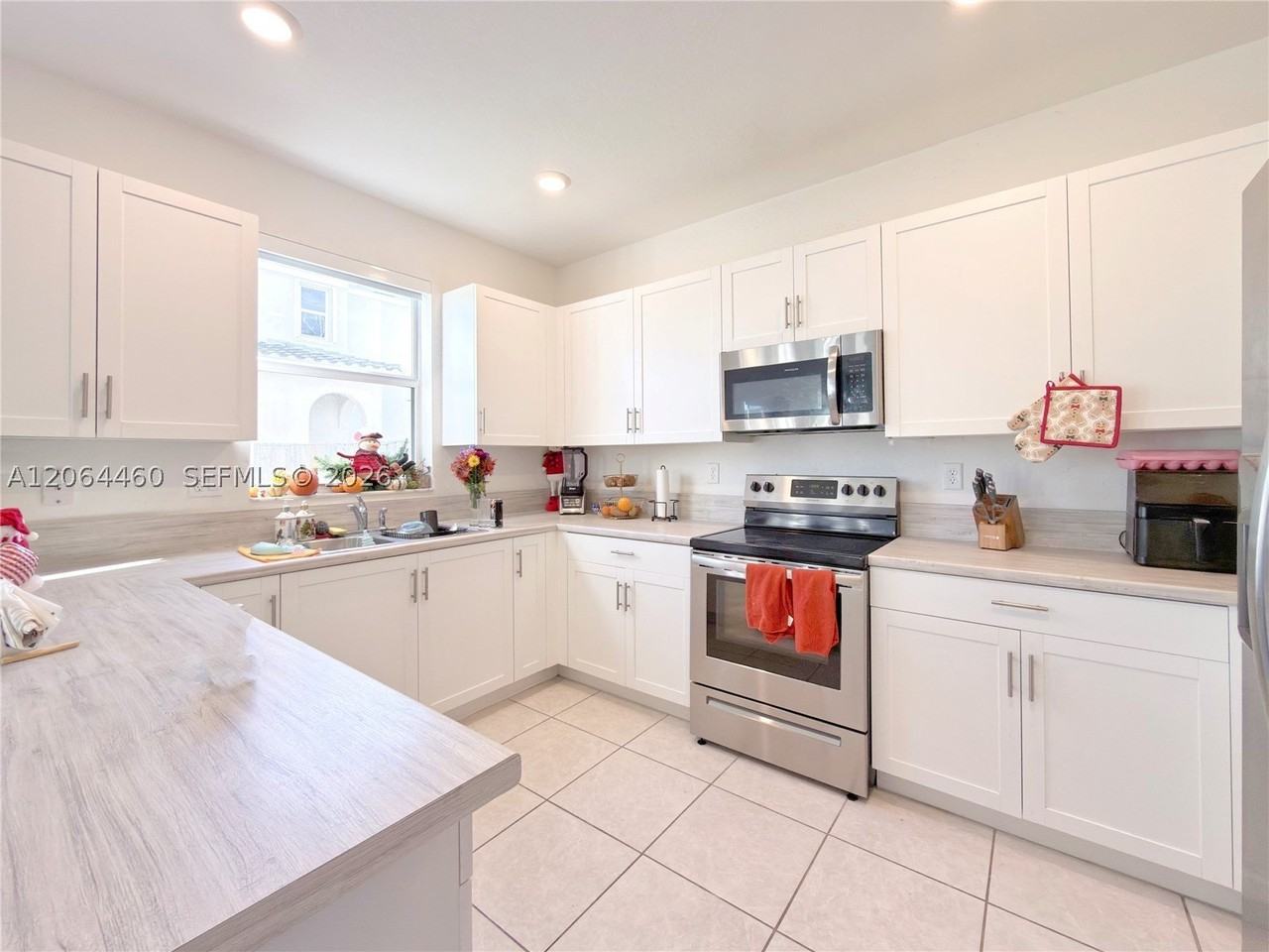2636 Se 13th Ct - Photo 6 of 40