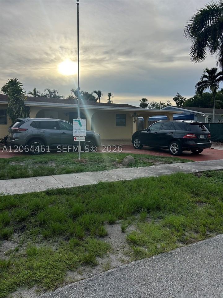 19710 Nw 51st Ave - Photo 3 of 50