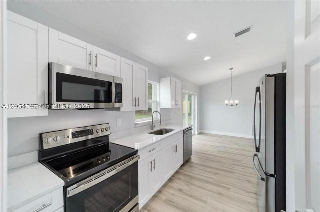 13396 Sw 105th Pl #0 - Photo 7 of 8