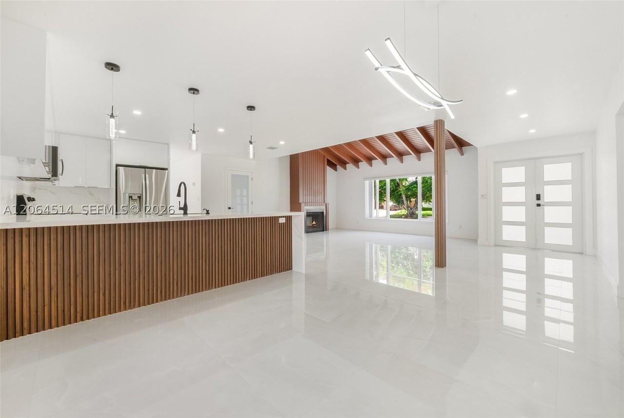 13445 Sw 20th Ter - Photo 7 of 27