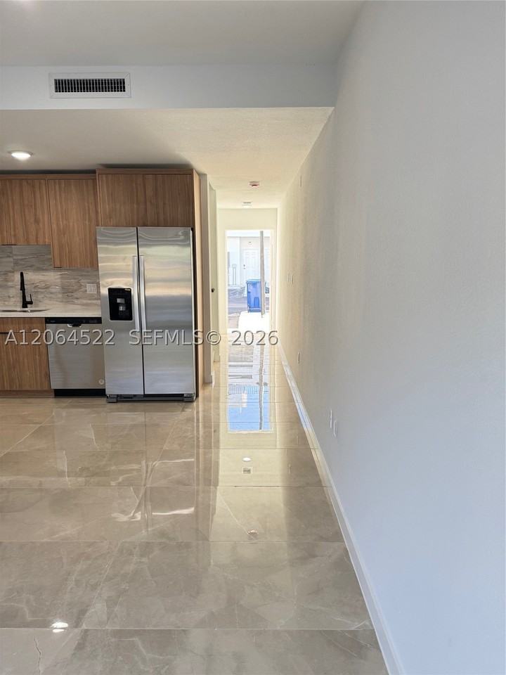 14506 Sw 260th St #14506 - Photo 4 of 26