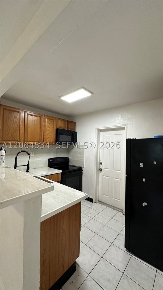 414 Nw 15th Way #A - Photo 7 of 15