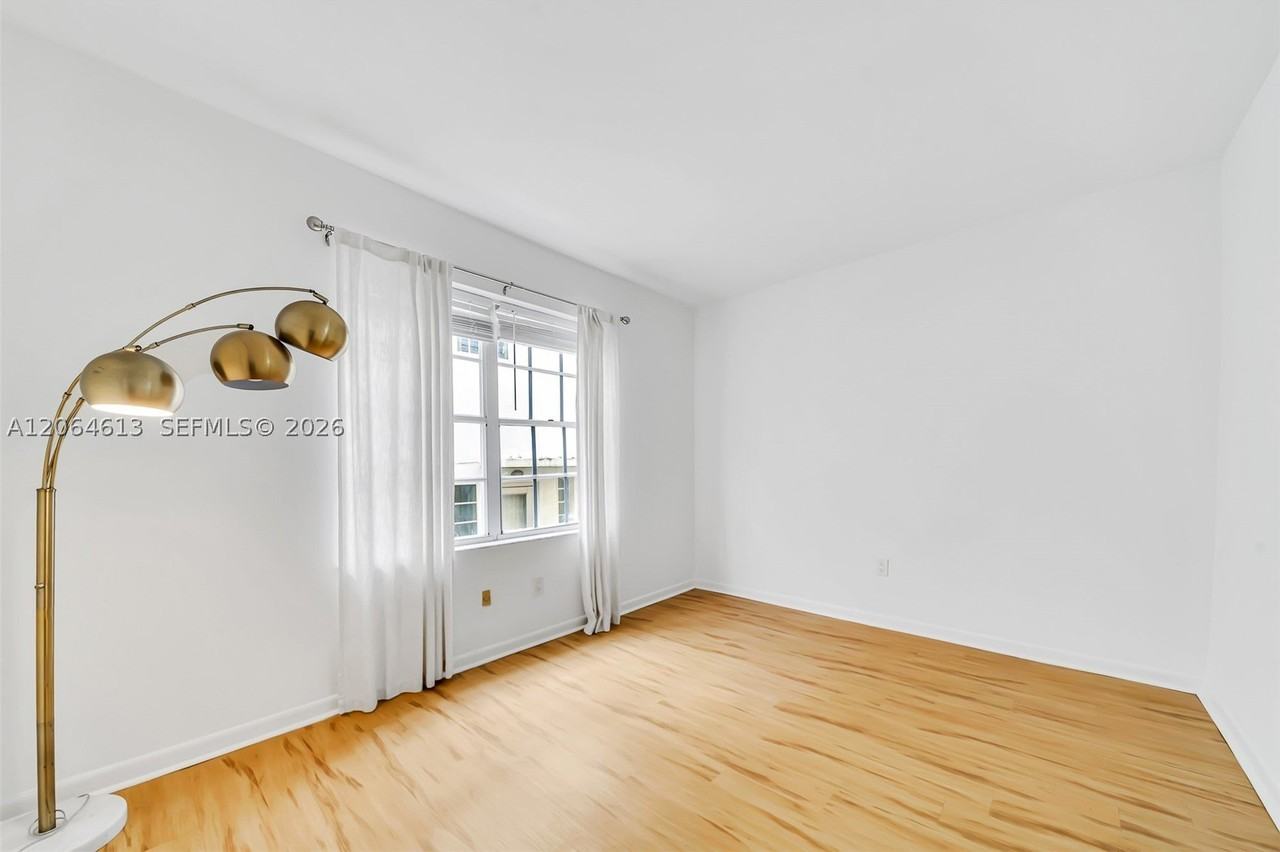 1051 Meridian Ave #1D - Photo 6 of 17