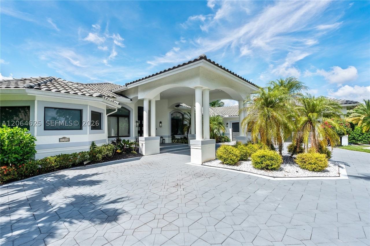 11302 Nw 9th St - Photo 3 of 50