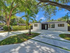 2380 Ne 184th Ter - Photo 1 of 1