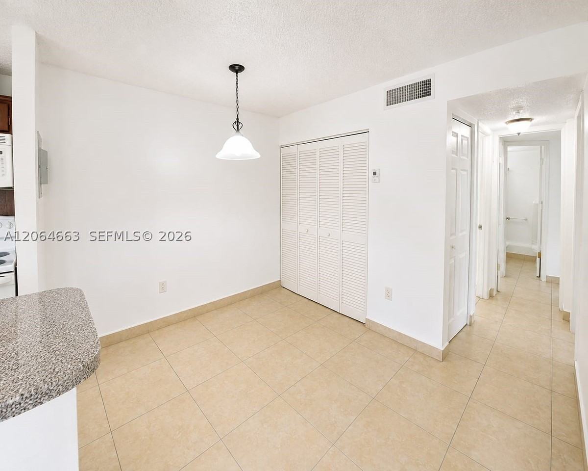 7235 Nw 179th St #212 - Photo 4 of 10