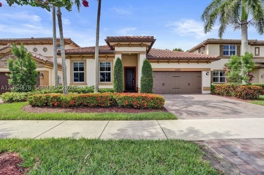 10340 Lake Vista Ct - Photo 3 of 50