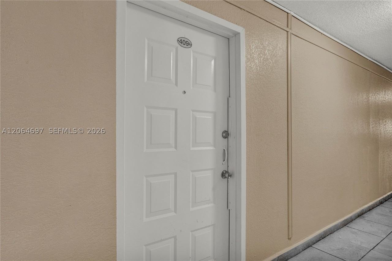 6970 Nw 186th St #3-409A - Photo 3 of 13