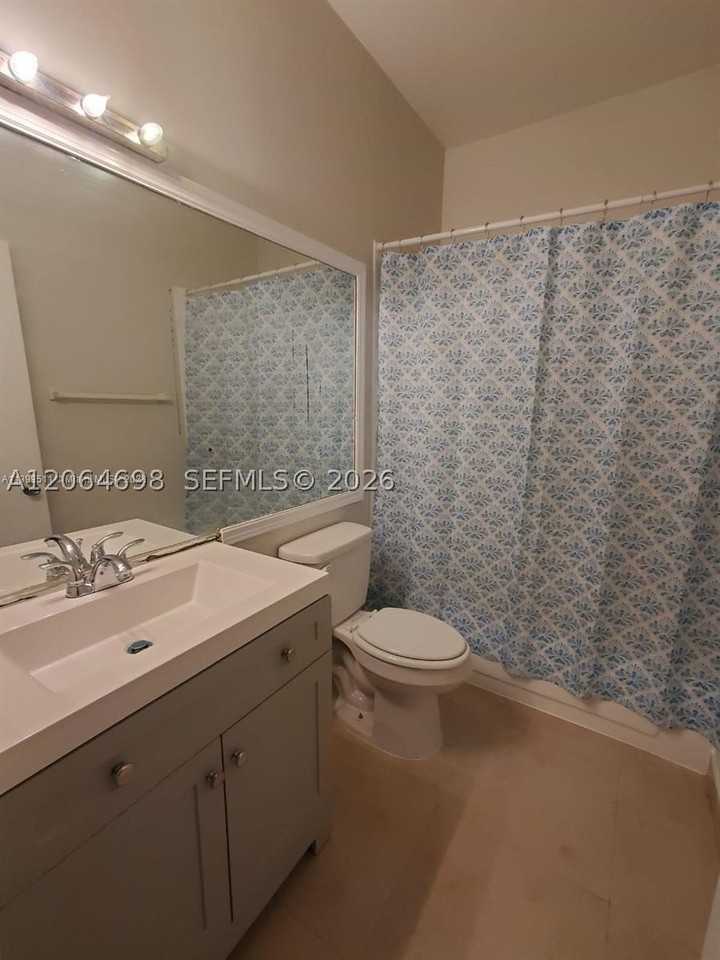 1851 Nw 96th Ter #6C - Photo 2 of 7