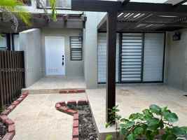 featured image of 9990 Nw 9th Street Cir #102