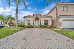 16220 Sw 101st Ter - Photo 1 of 1