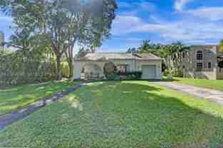 2214 Segovia Cir - Photo 1 of 1