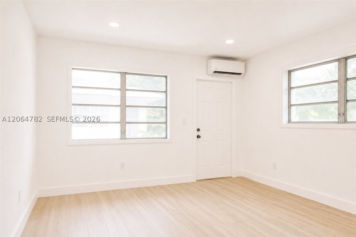 355 Ne 55th Ter #1 - Photo 7 of 17
