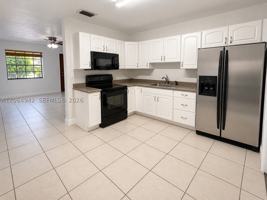 featured image of 525 Sw 78th Ct #525