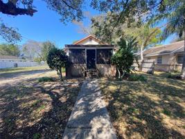 featured image of 227 E Barnes Ave