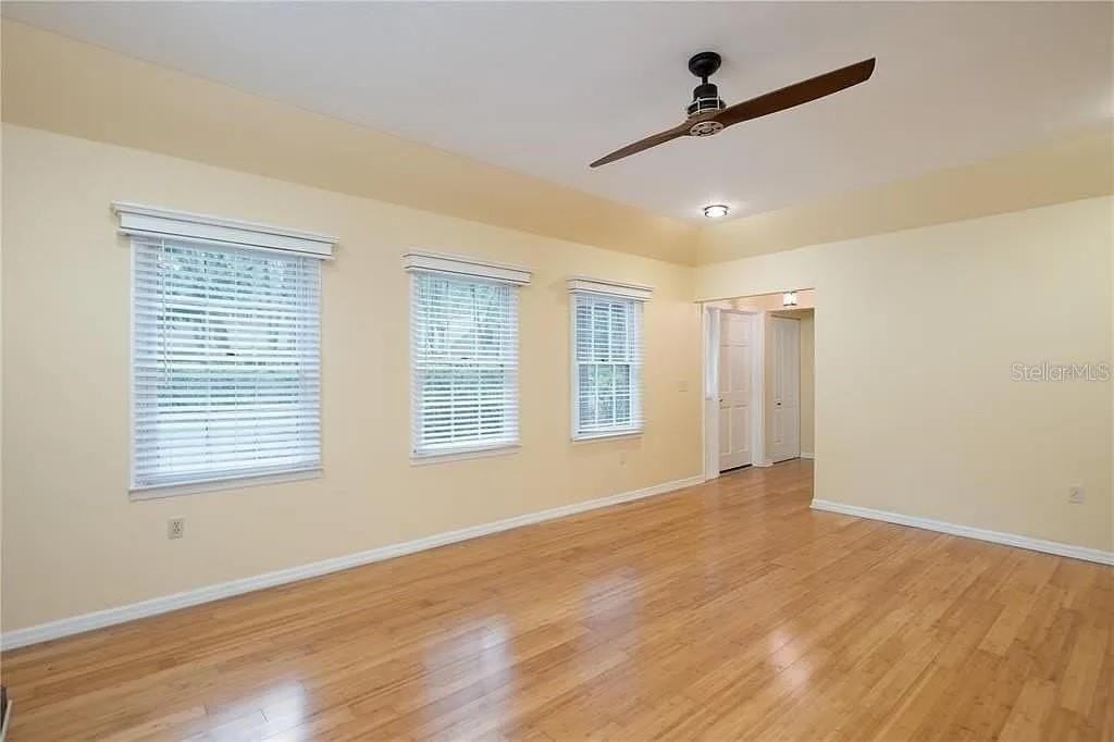 5211 Sw 86th Ter - Photo 7 of 22