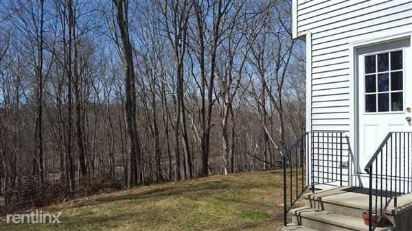 743 Stafford Rd - Photo 2 of 8