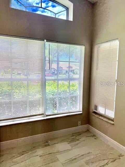 1225 Garden Isle Ct - Photo 5 of 20
