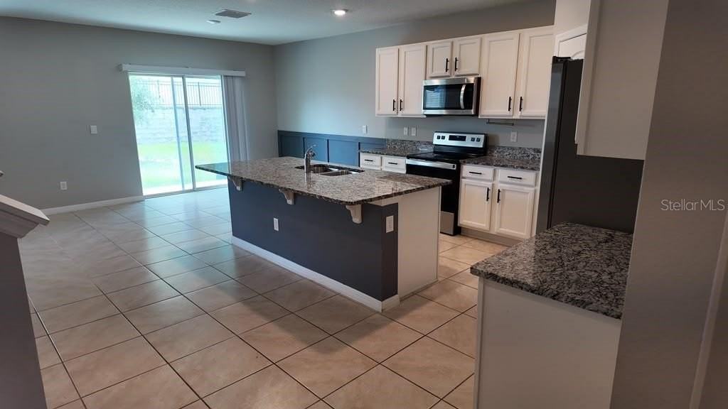 11237 Amber Ridge Dr - Photo 5 of 35