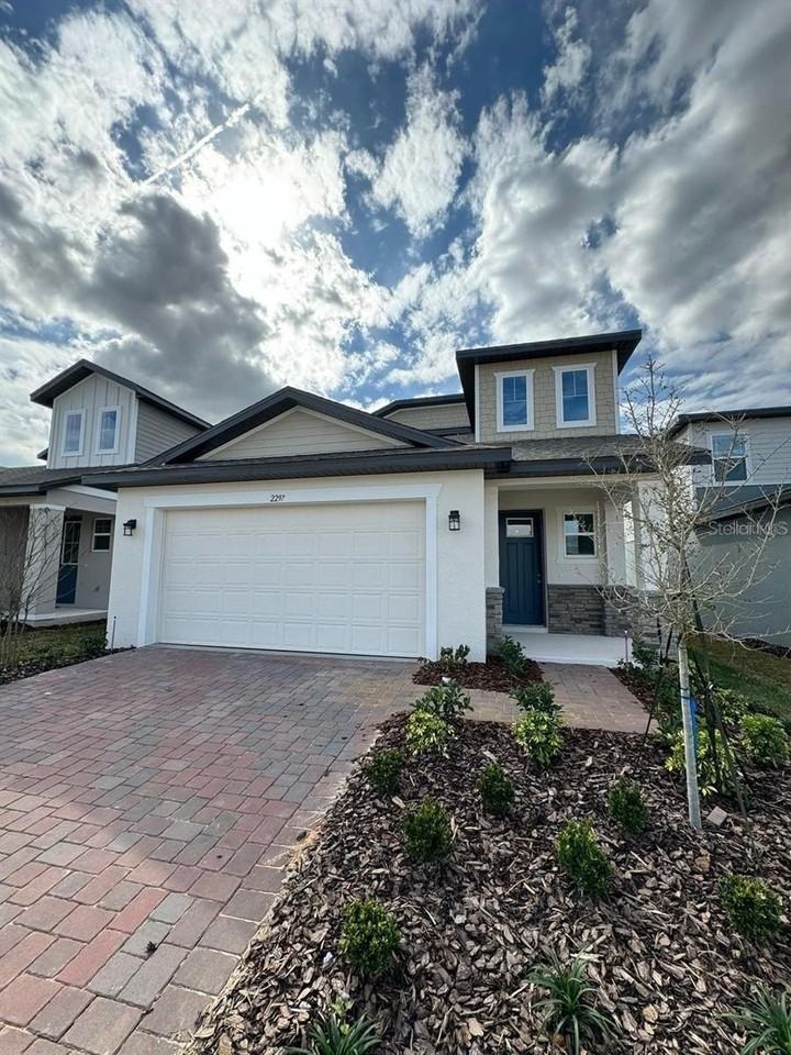 2297 Treasure Hill St - Photo 2 of 21