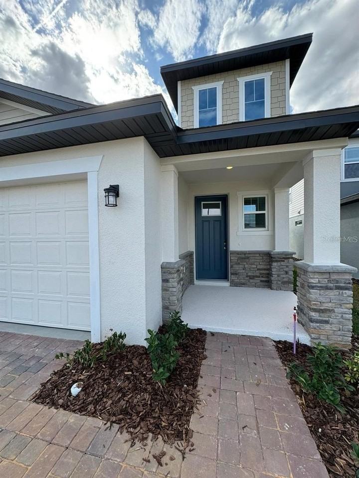 2297 Treasure Hill St - Photo 3 of 21