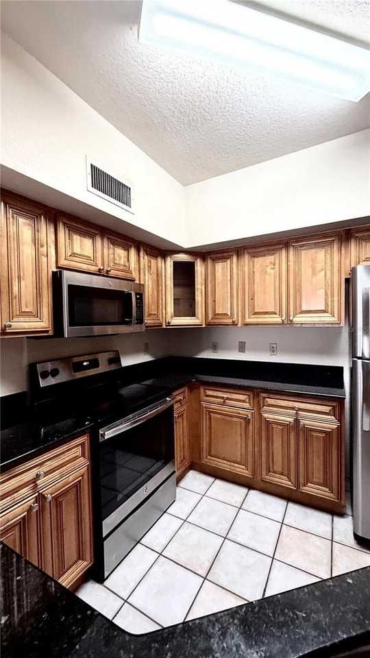 832 Camargo Way #307 - Photo 2 of 23