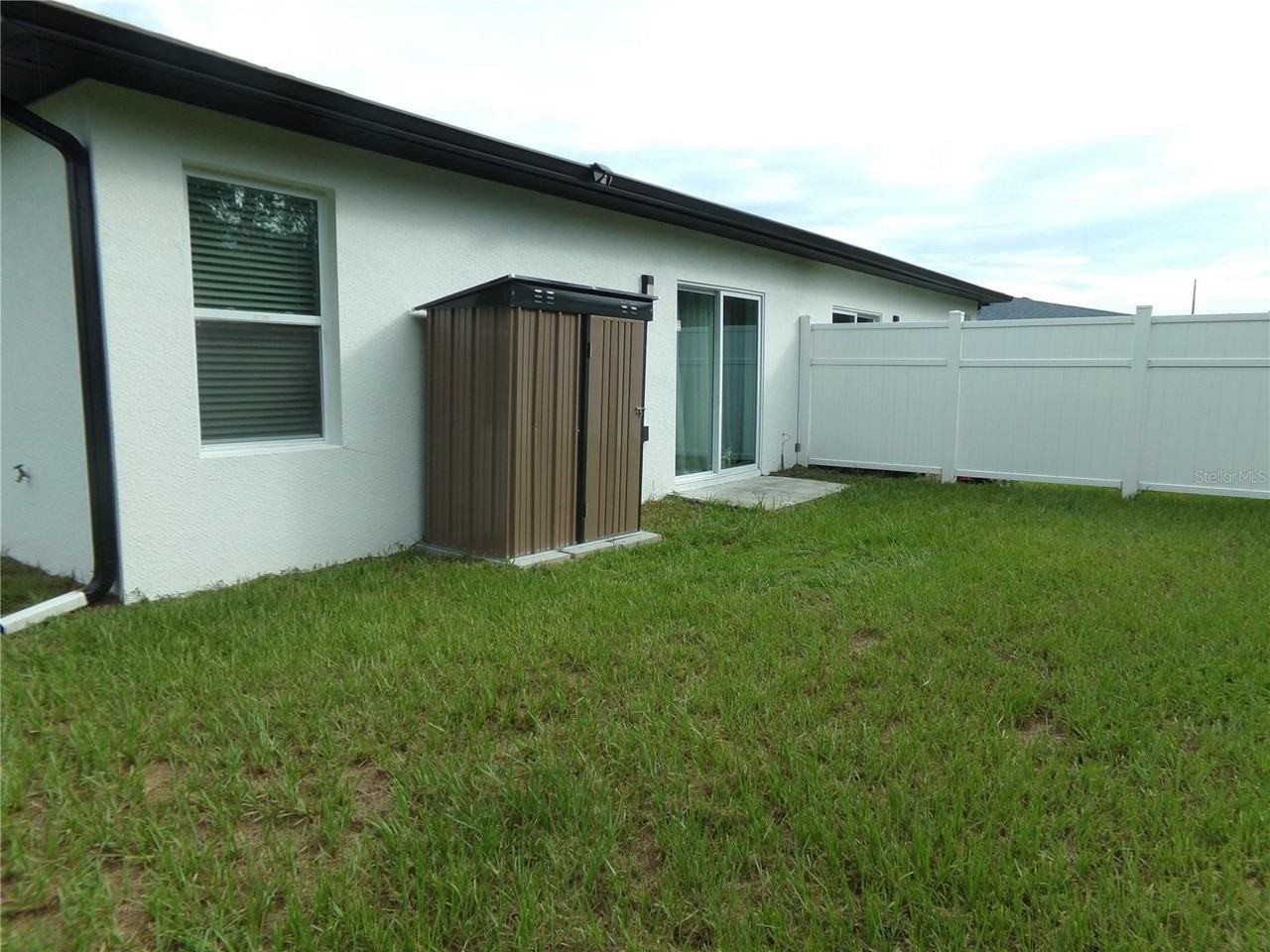 2262 Fernwood St Apt B - Photo 4 of 18