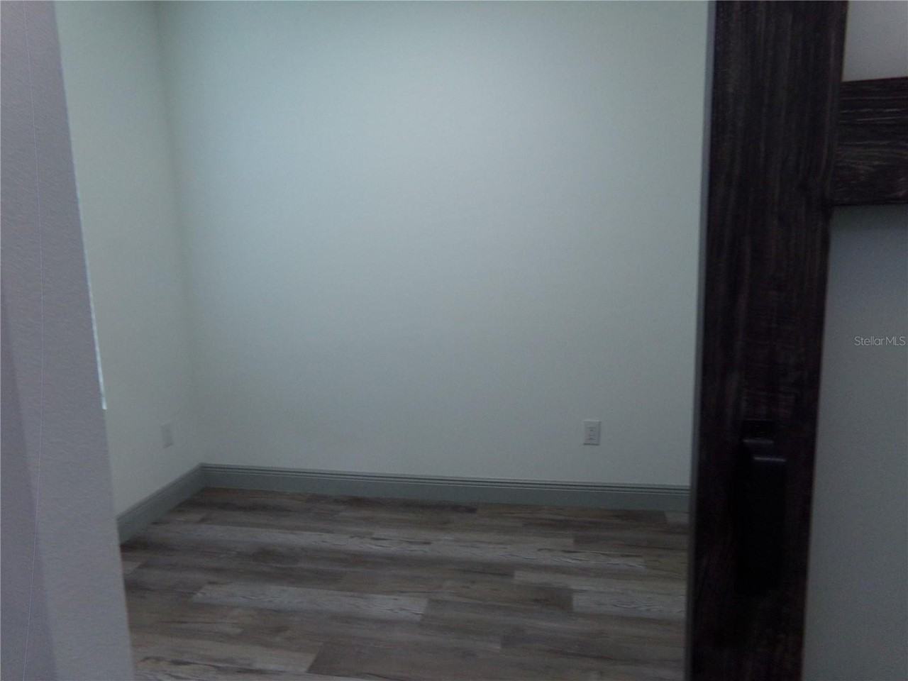 2262 Fernwood St Apt B - Photo 5 of 18