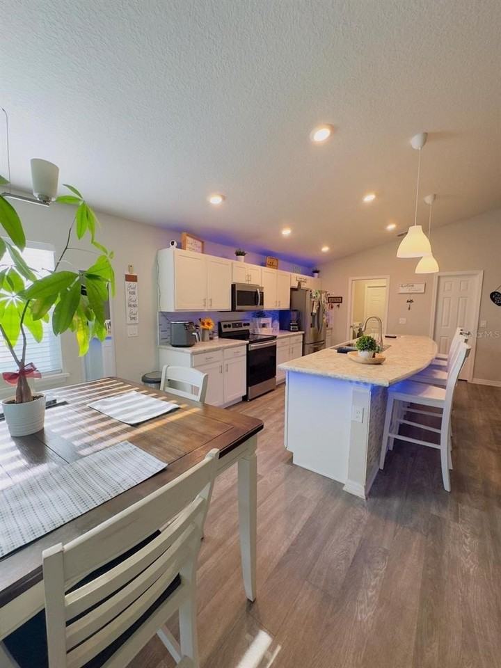 5436 Geneva Way - Photo 4 of 30