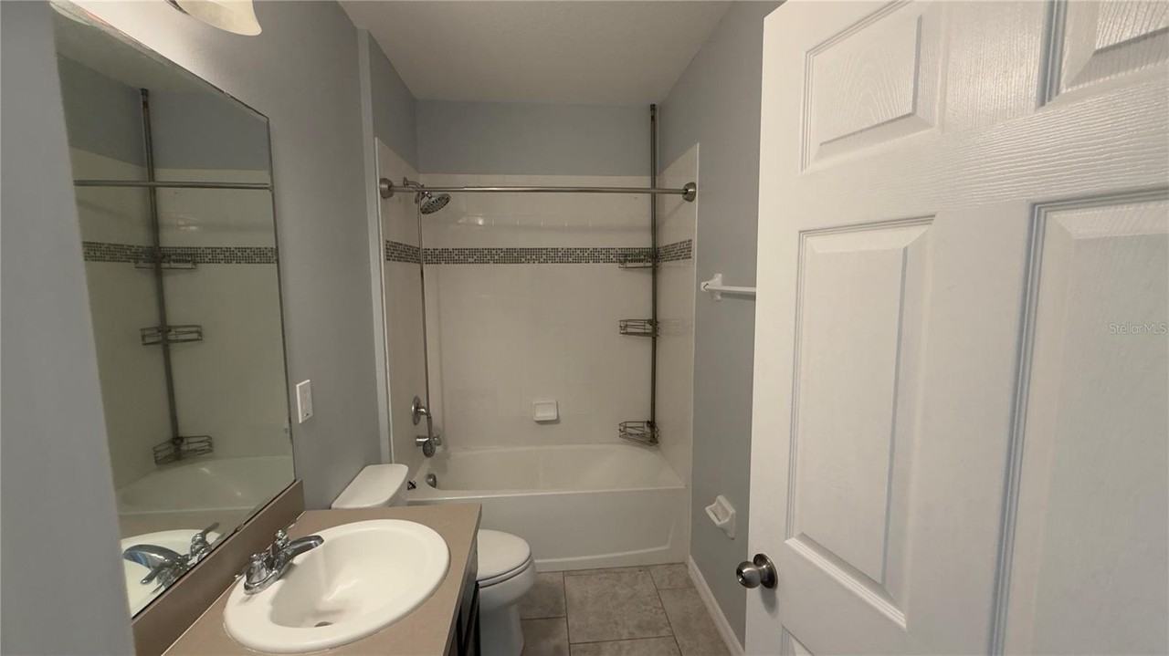 2462 Addison Creek Dr - Photo 7 of 22