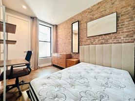 Private Bedroom in 4 Bedroom/1.5 Bathroom Home - Photo 1 of 1