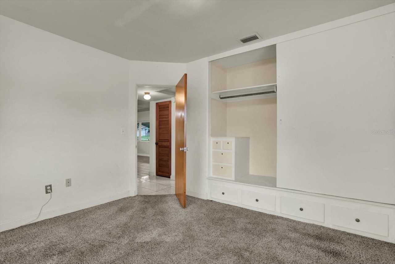 8567 Ridge Rd - Photo 6 of 17